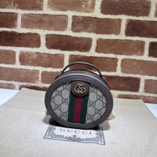 Gucci Round Bags